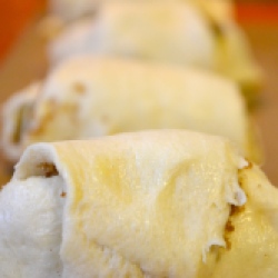 crescent roll apple pies